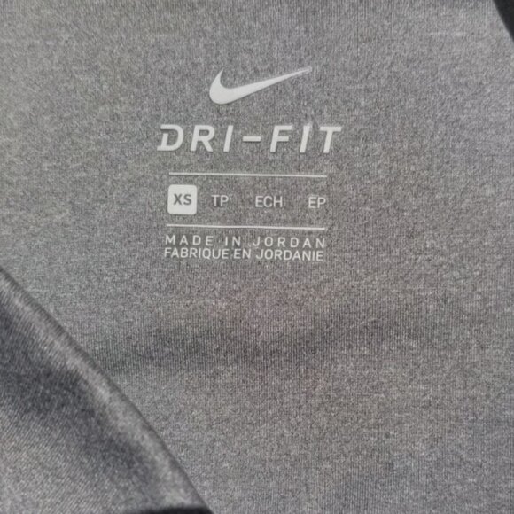 Nike Dri-Fit Leggings Gray with Pink Black White Stripes Size XS Extra Small - Picture 3 of 3